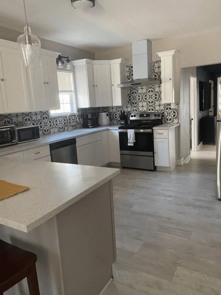 6716 Jefferson Boulevard Groves, TX 77619