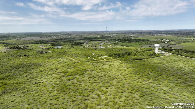 2675 Fm 465 Seguin, TX 78155