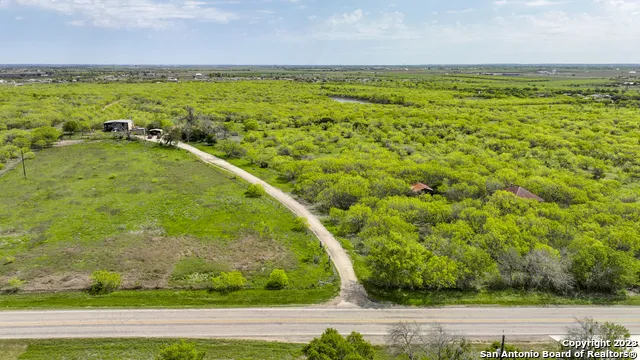 2675 Fm 465 Seguin, TX 78155