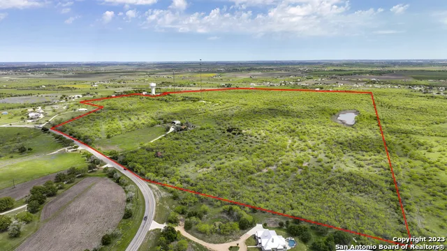 2675 Fm 465 Seguin, TX 78155