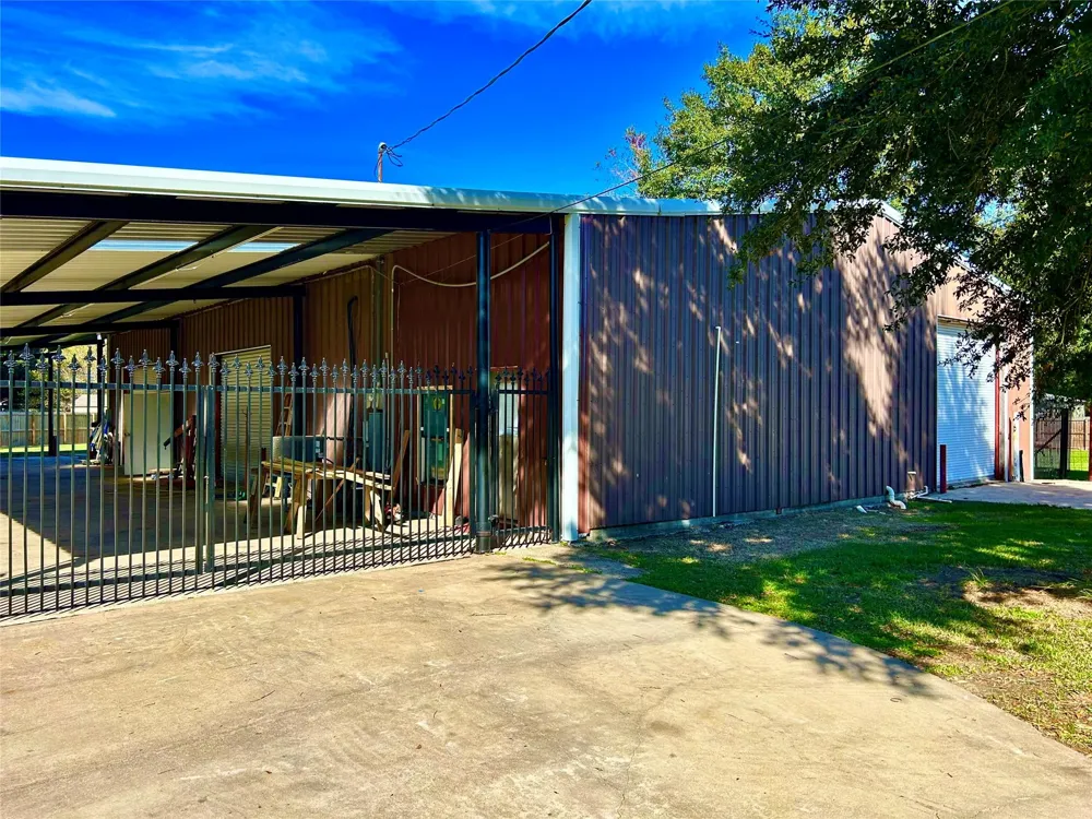 8766 Beauxart Garden Road Beaumont, TX 77705