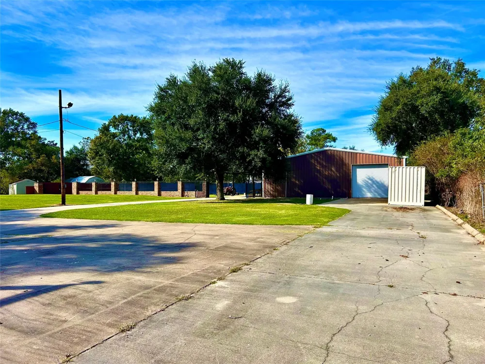 8766 Beauxart Garden Road Beaumont, TX 77705