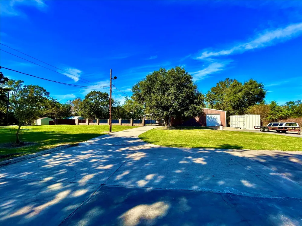 8766 Beauxart Garden Road Beaumont, TX 77705