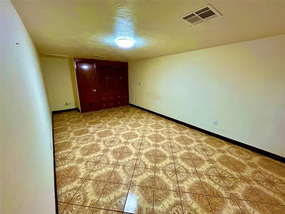 8766 Beauxart Garden Road Beaumont, TX 77705