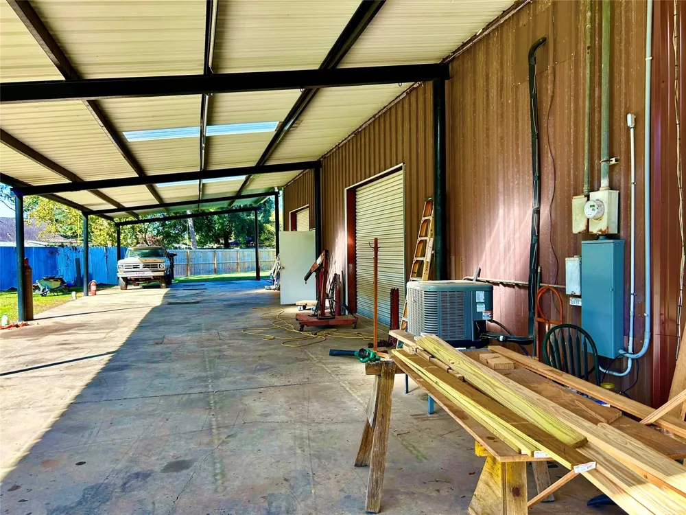 8766 Beauxart Garden Road Beaumont, TX 77705