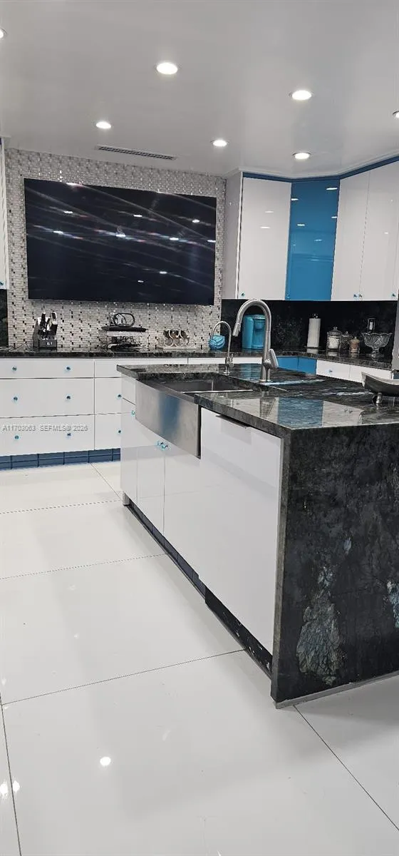 15700 SW 202nd Ave Miami, FL 33187