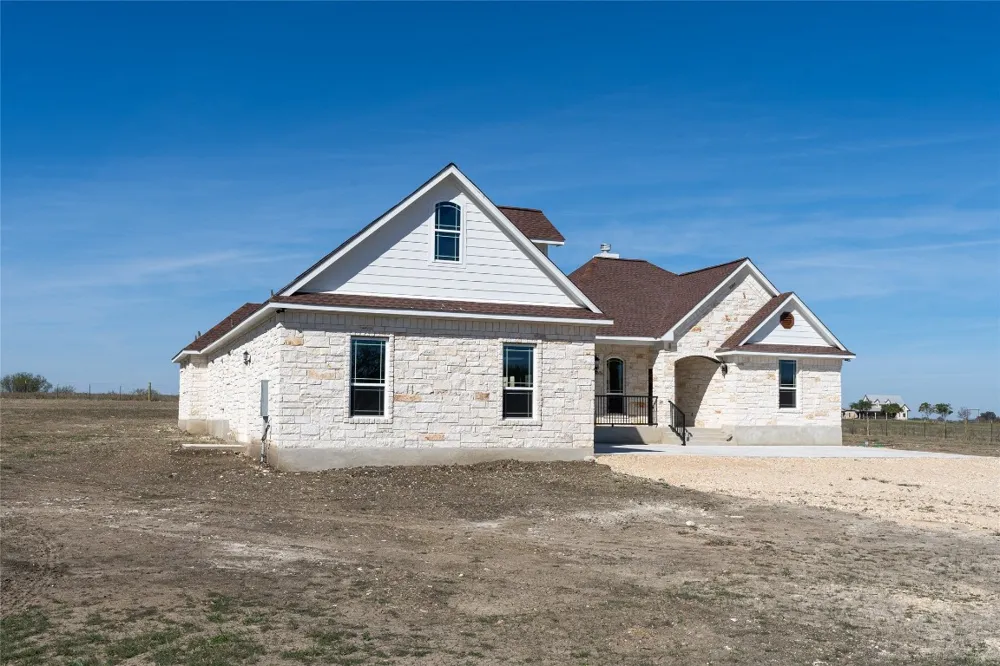 1000 Black Ankle Road Lockhart, TX 78644