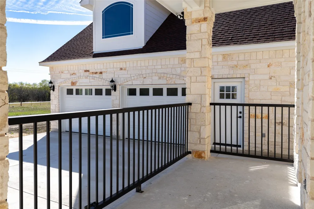 1000 Black Ankle Road Lockhart, TX 78644