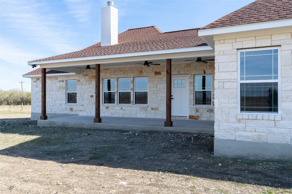 1000 Black Ankle Road Lockhart, TX 78644
