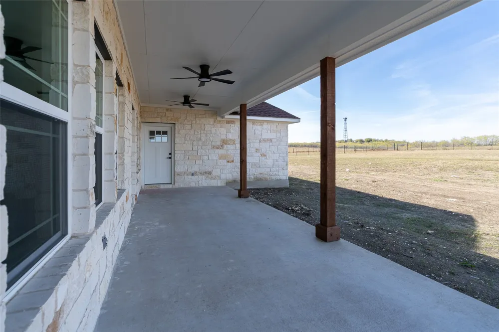 1000 Black Ankle Road Lockhart, TX 78644