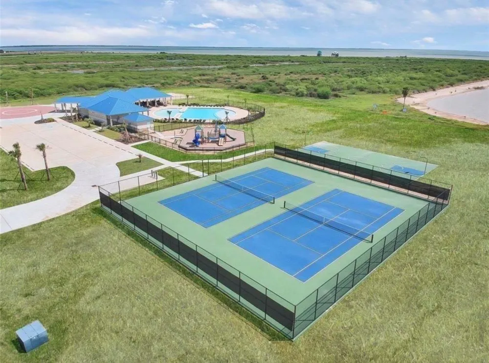 3037 Palacios Bay Drive Palacios, TX 77465