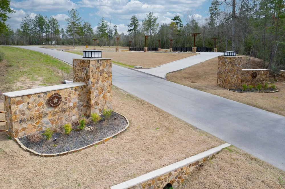 10521 Chapter Drive Willis, TX 77378
