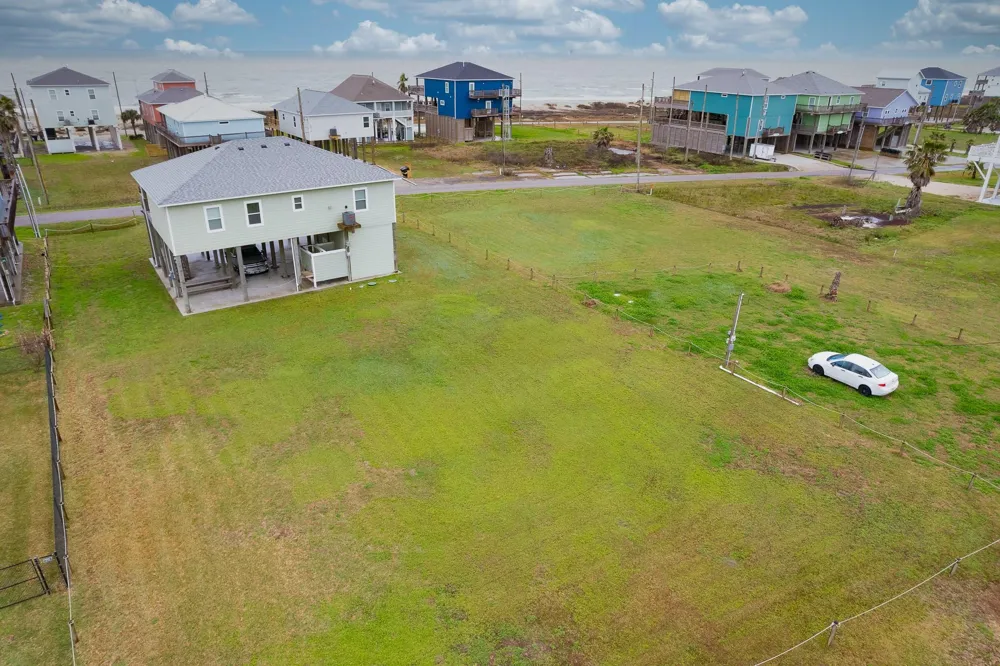 1 Ave H Crystal Beach, TX 77650