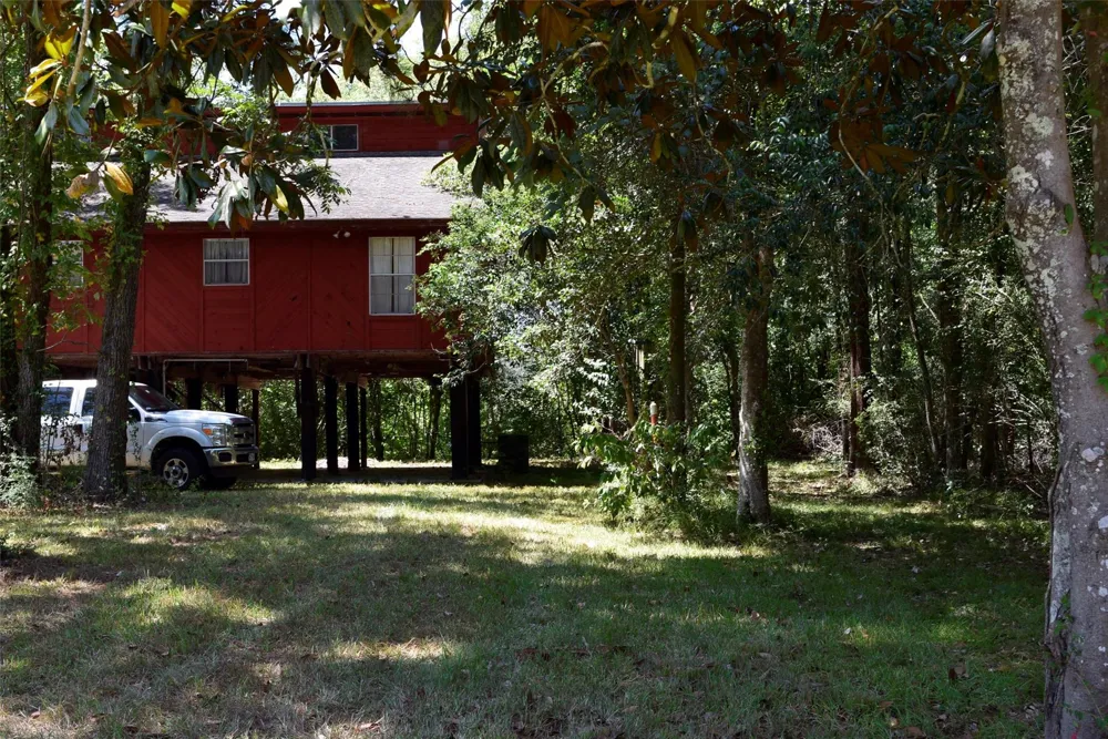 732 River Road Goodrich, TX 77335