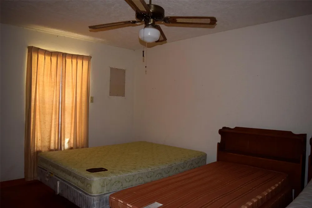 732 River Road Goodrich, TX 77335
