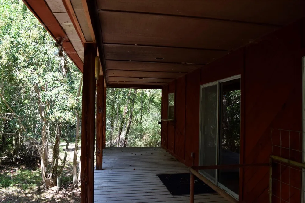 732 River Road Goodrich, TX 77335