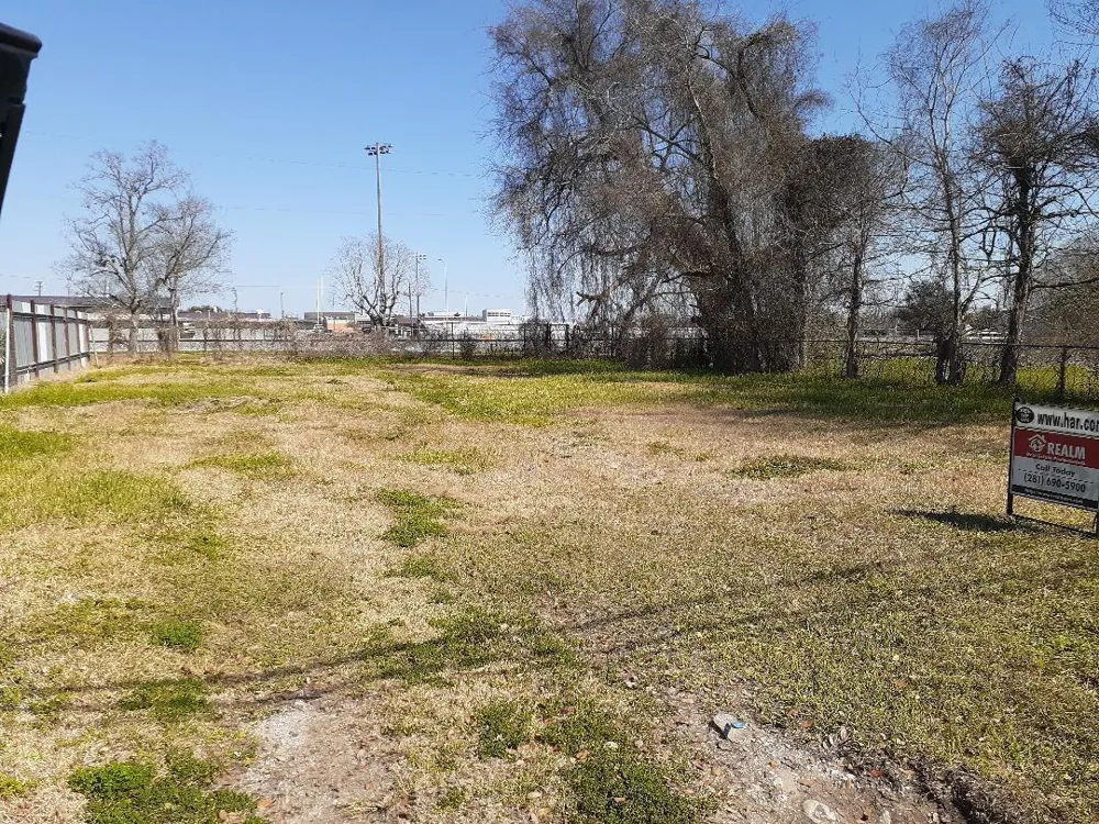 1112 Johnson Street Baytown, TX 77520
