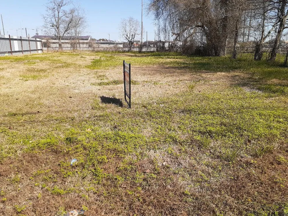 1112 Johnson Street Baytown, TX 77520
