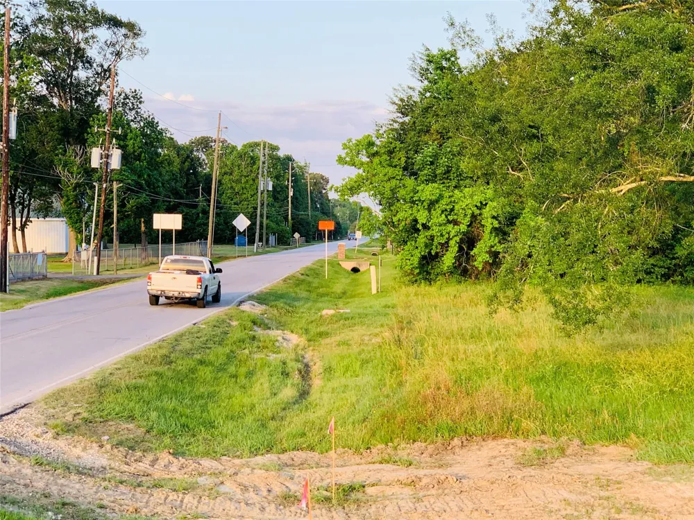 Fm 2100 Road Huffman, TX 77336