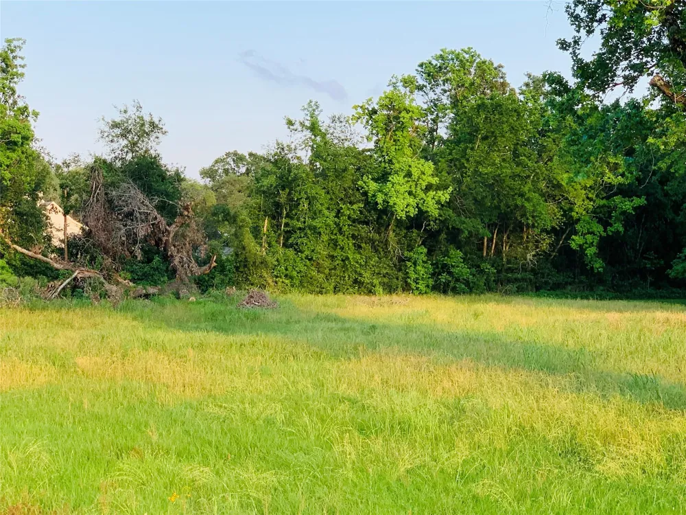 Fm 2100 Road Huffman, TX 77336