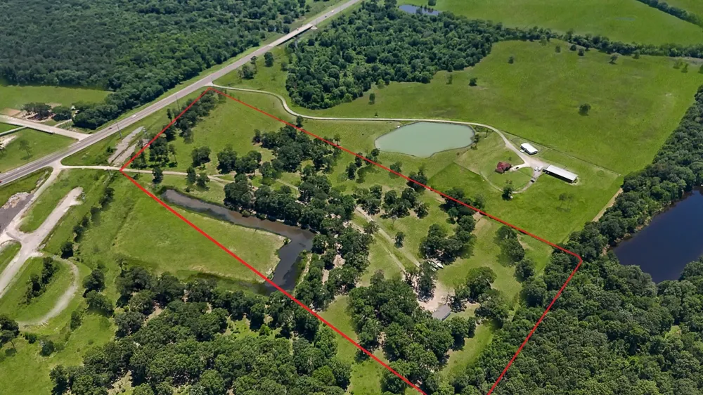 39360 Highway 105 Saratoga, TX 77585