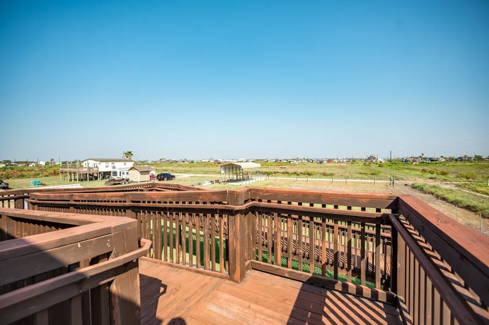 172 Curlew Street Sargent, TX 77414