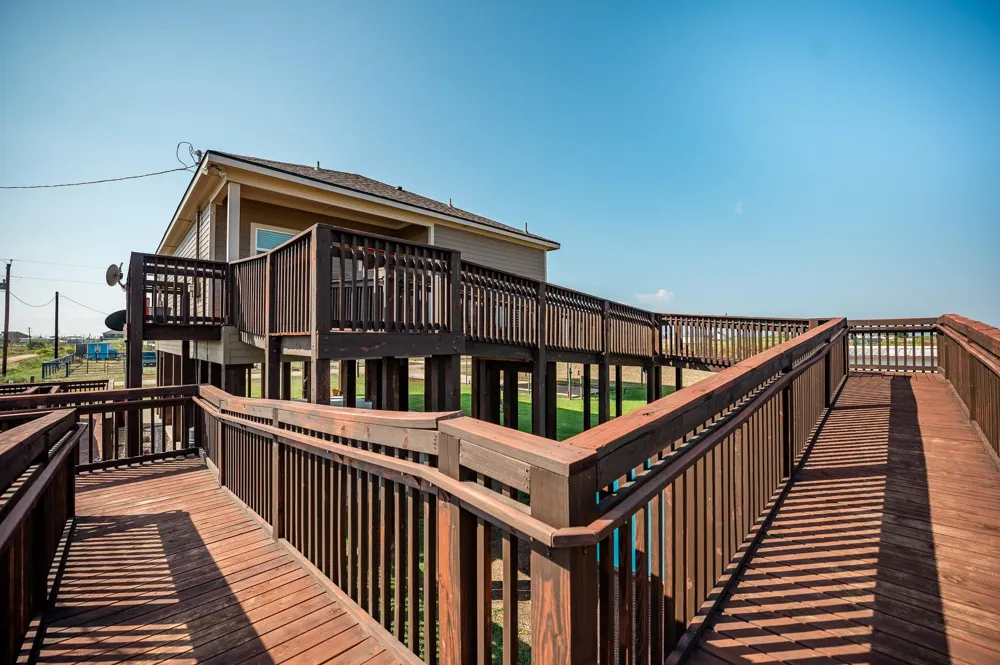 172 Curlew Street Sargent, TX 77414