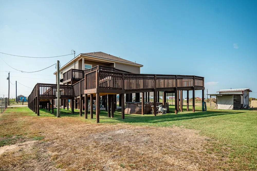 172 Curlew Street Sargent, TX 77414