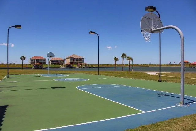 117 Tuscany Way Port O Connor, TX 77982