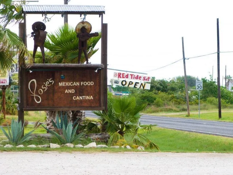 117 Tuscany Way Port O Connor, TX 77982
