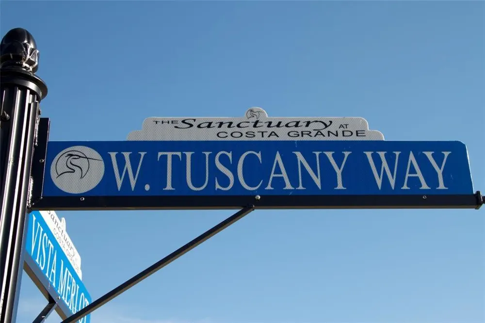 117 Tuscany Way Port O Connor, TX 77982