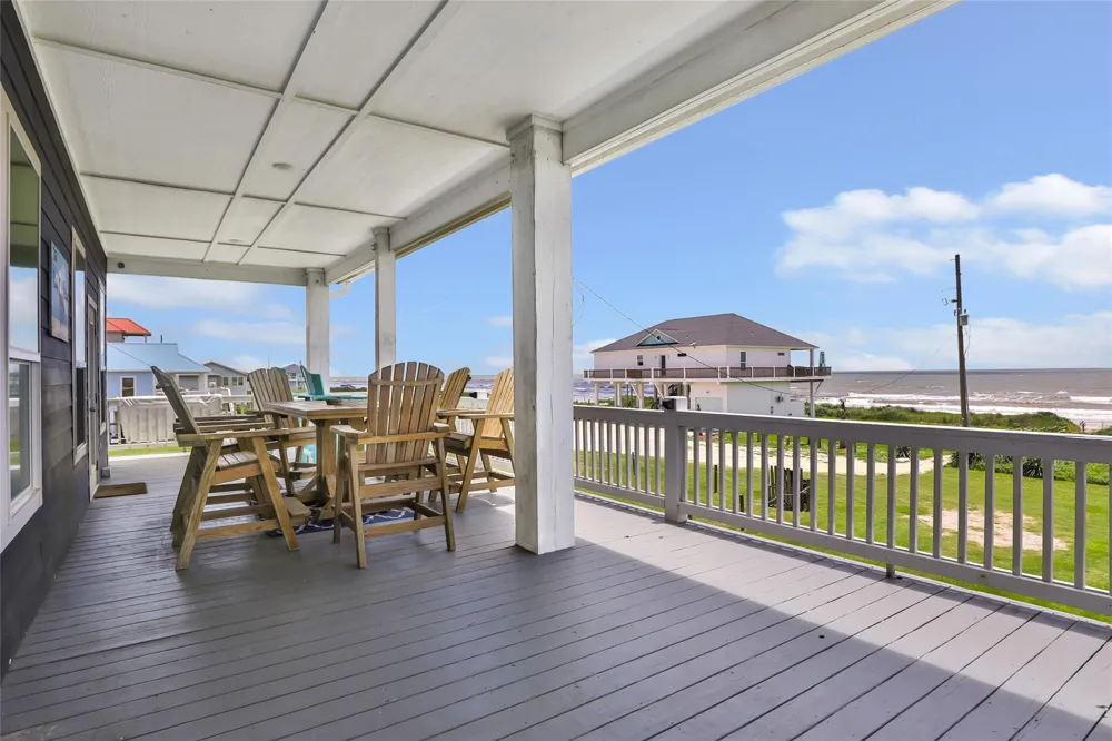761 Bolivar Dunes Boulevard Gilchrist, TX 77617