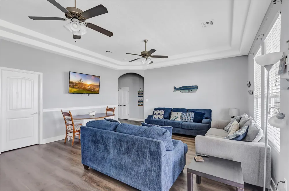 761 Bolivar Dunes Boulevard Gilchrist, TX 77617
