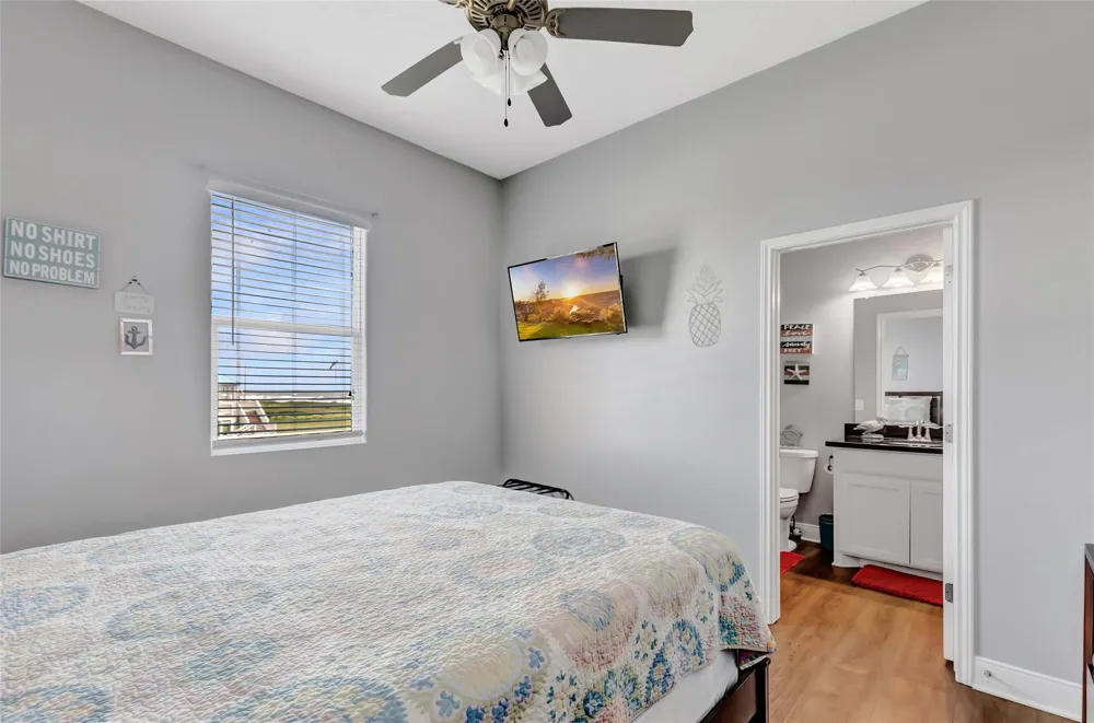 761 Bolivar Dunes Boulevard Gilchrist, TX 77617
