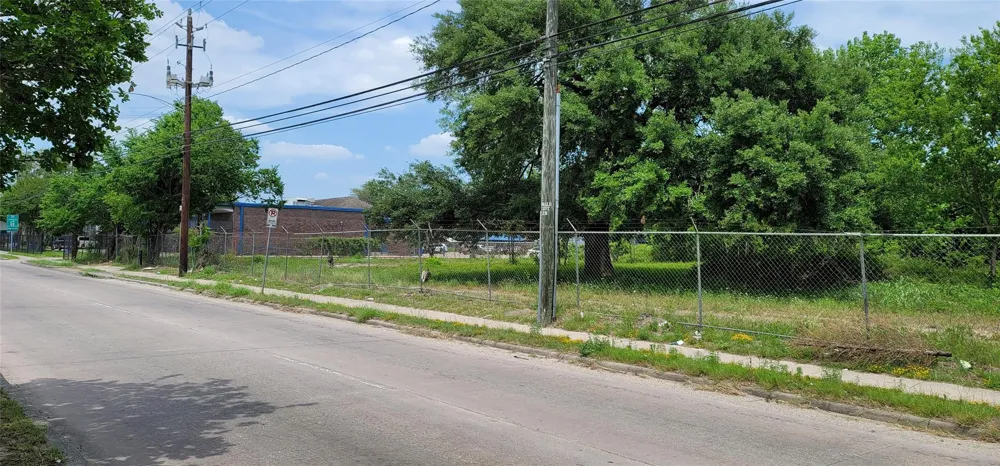 Yale Street Houston, TX 77091