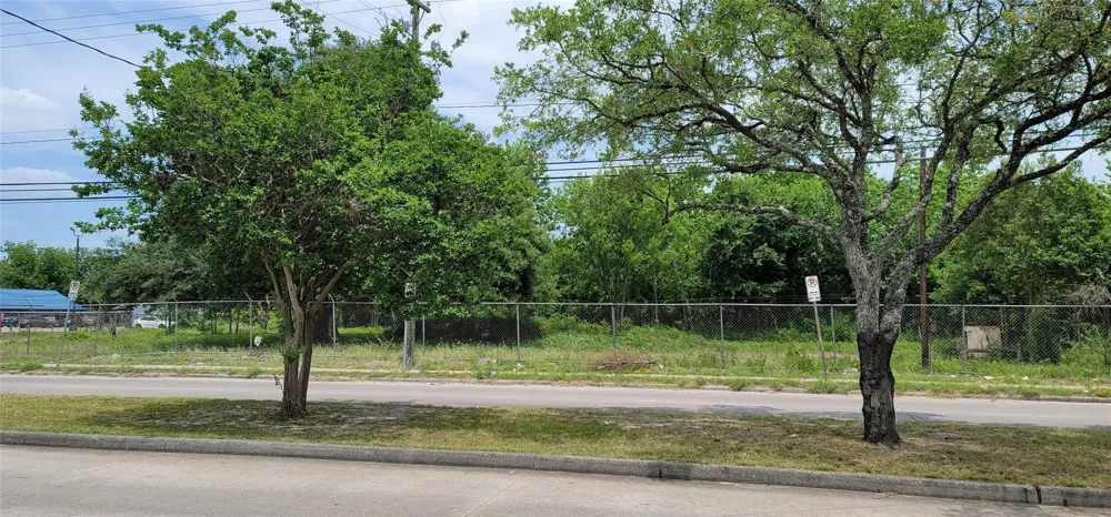 Yale Street Houston, TX 77091