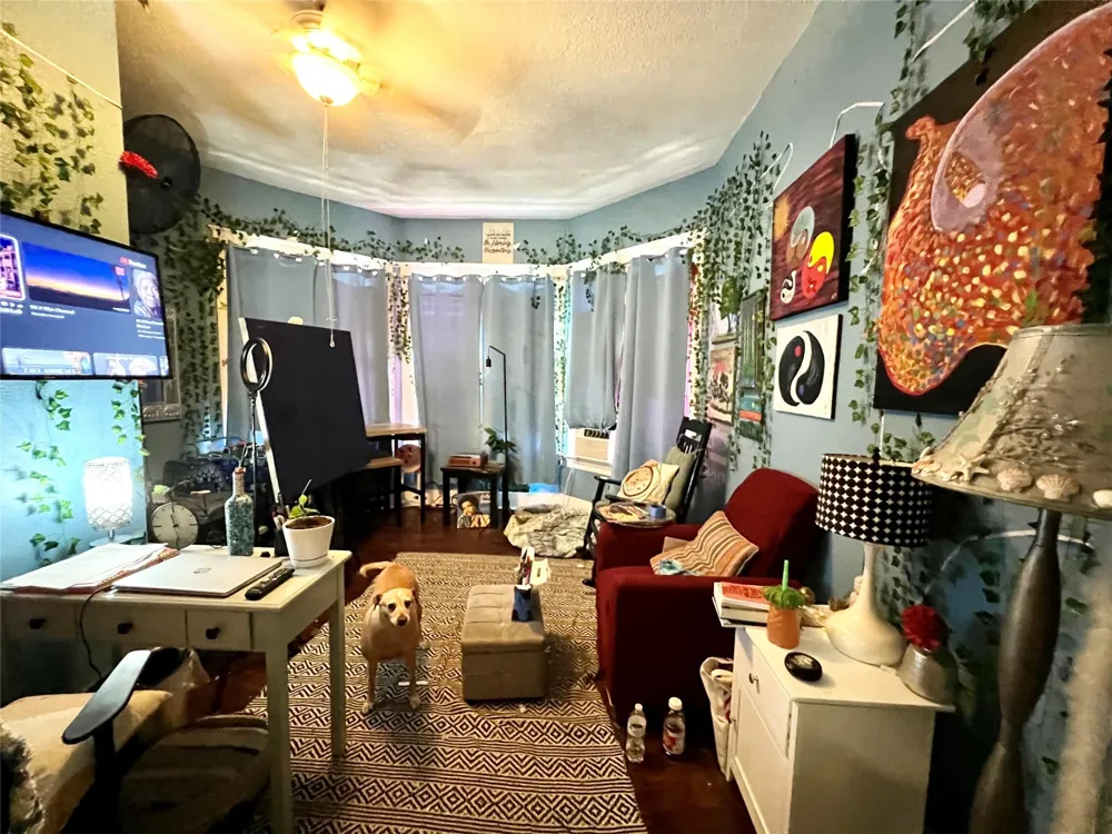3102 Avenue R Galveston, TX 77550