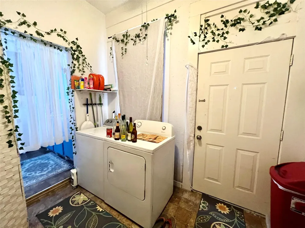 3102 Avenue R Galveston, TX 77550