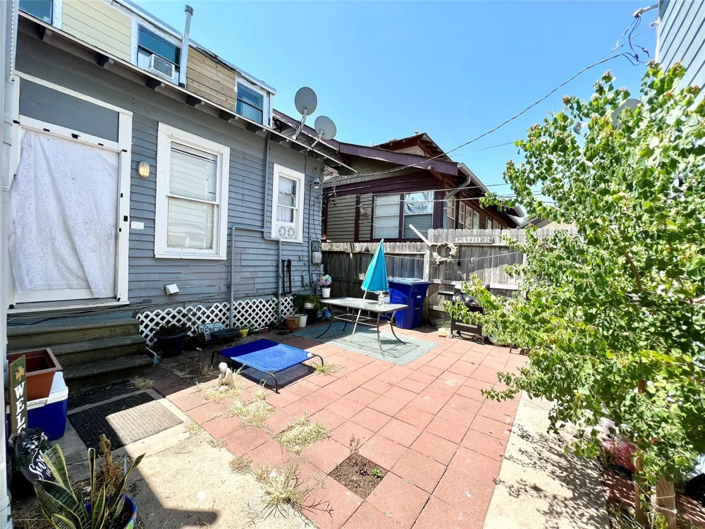 3102 Avenue R Galveston, TX 77550