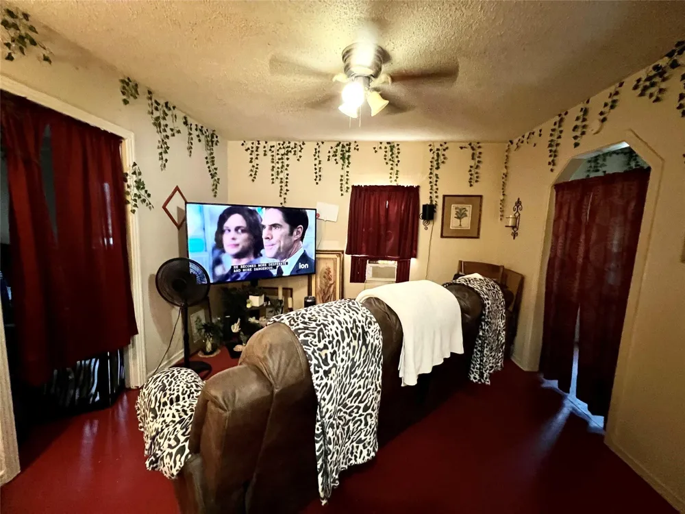 3102 Avenue R Galveston, TX 77550