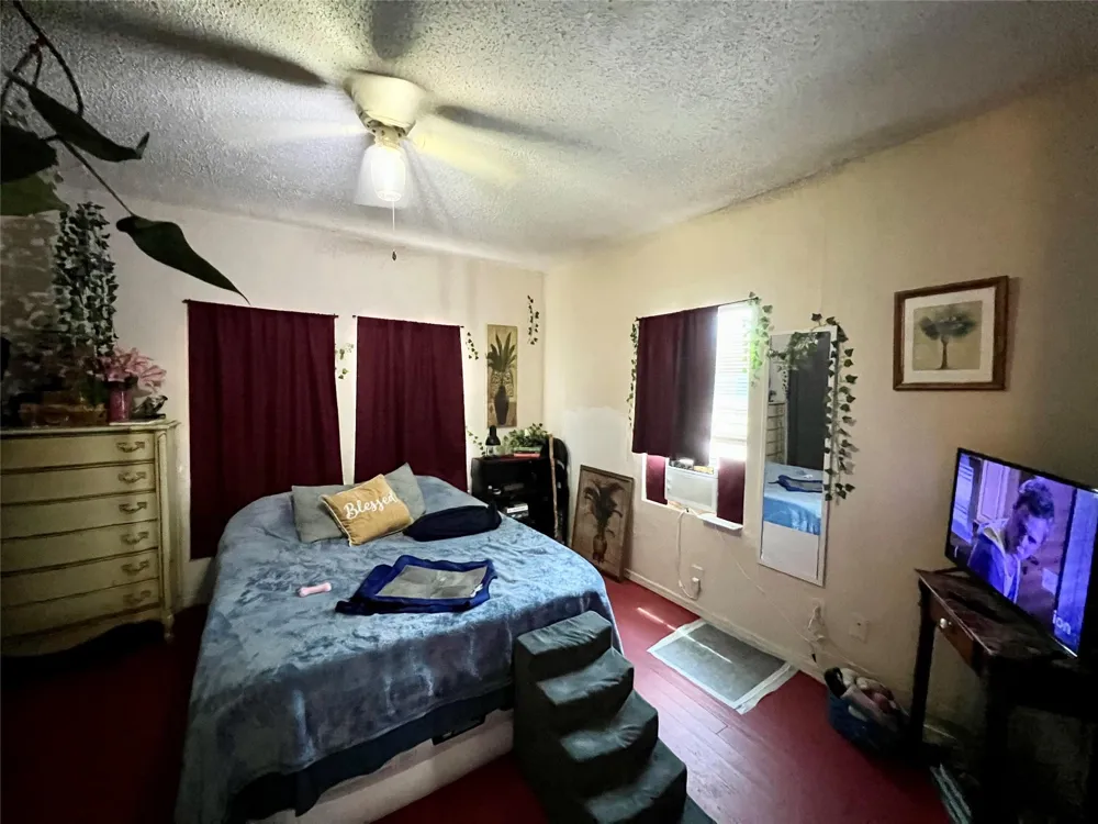 3102 Avenue R Galveston, TX 77550