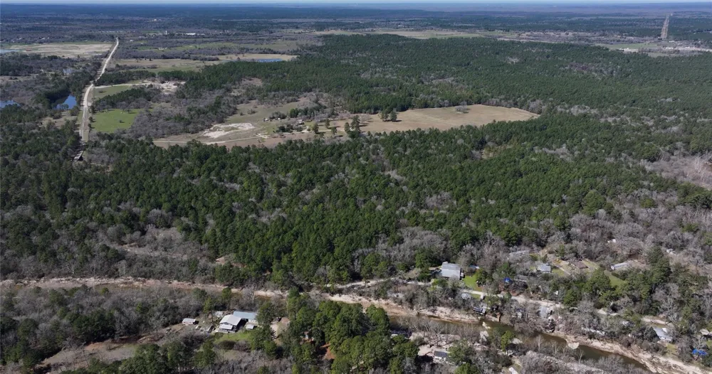 Lake Falls Road Huntsville, TX 77320