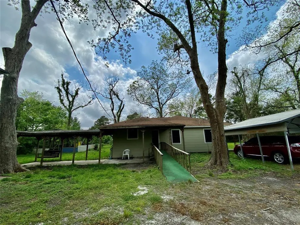 6716 Sjolander Road Baytown, TX 77521
