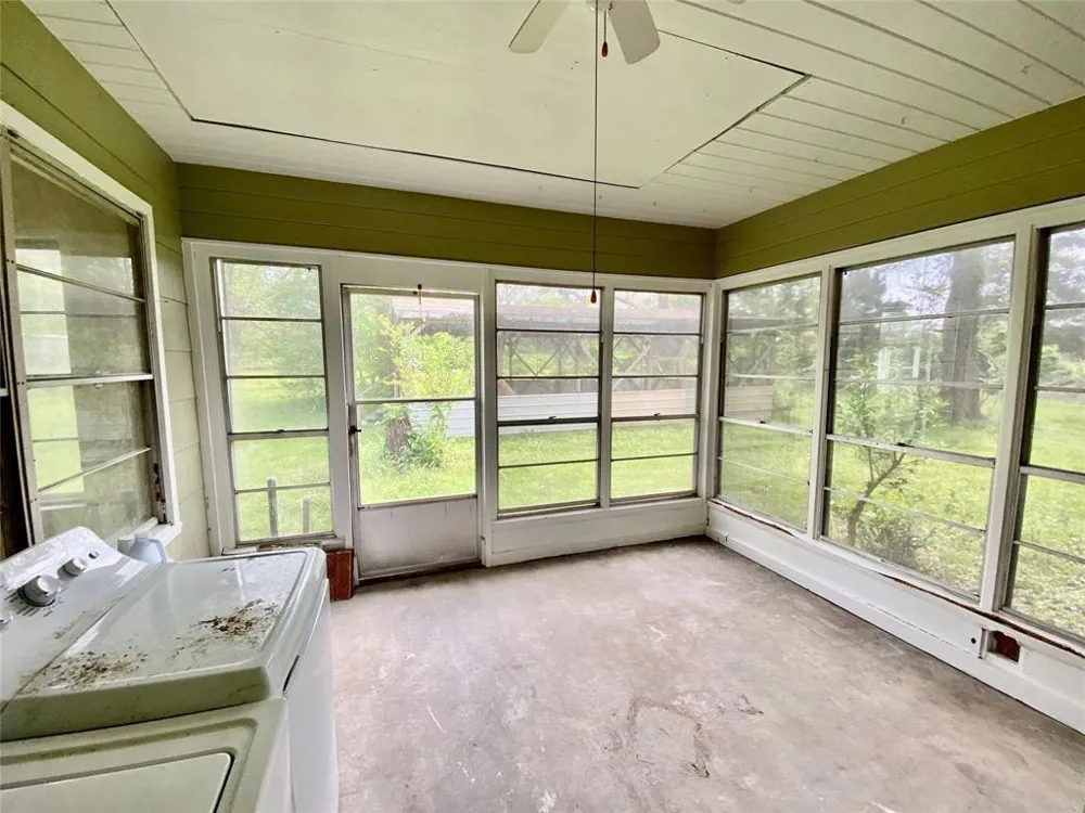 6716 Sjolander Road Baytown, TX 77521
