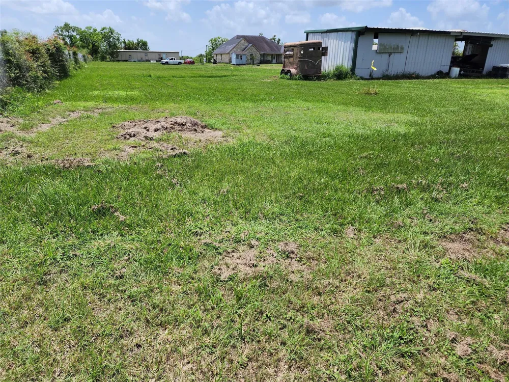 6815 Beard Road Needville, TX 77461