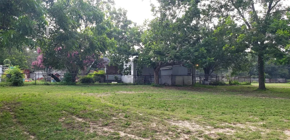 5620 Sapp Road Conroe, TX 77304