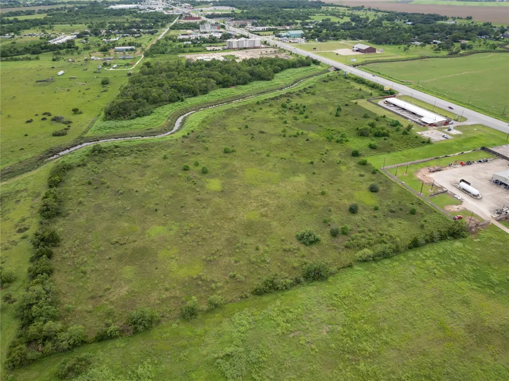 35 - Bucks Bayou Bay City, TX 77414
