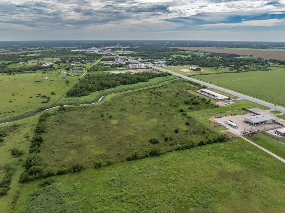35 - Bucks Bayou Bay City, TX 77414