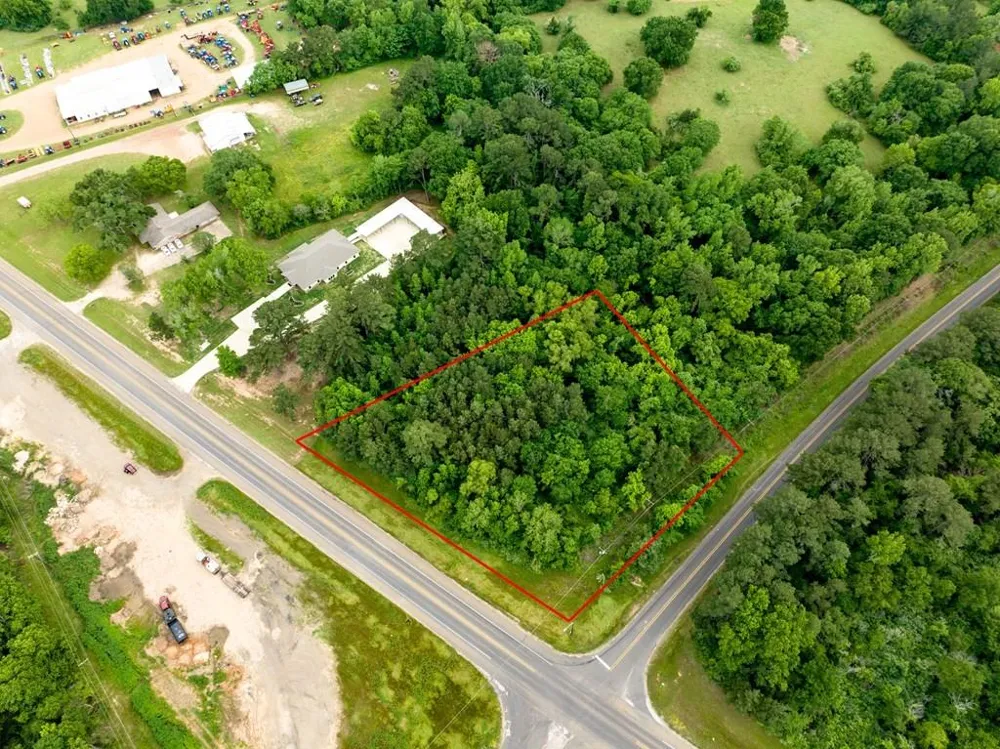 1012 NE Loop 304 Crockett, TX 75835