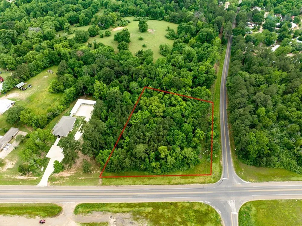 1012 NE Loop 304 Crockett, TX 75835